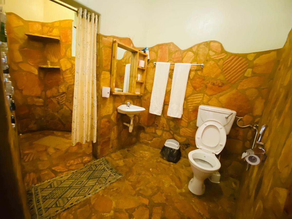 Afro Smile Hotel & Guest House - Jinja Eksteriør billede