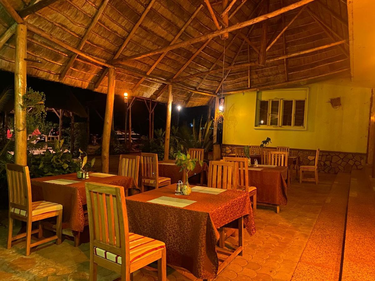 Afro Smile Hotel & Guest House - Jinja Eksteriør billede